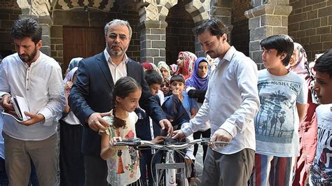 D­i­y­a­r­b­a­k­ı­r­­d­a­ ­K­u­r­­a­n­ ­k­u­r­s­u­ ­ö­ğ­r­e­n­c­i­l­e­r­i­n­i­n­ ­b­i­s­i­k­l­e­t­ ­s­e­v­i­n­c­i­